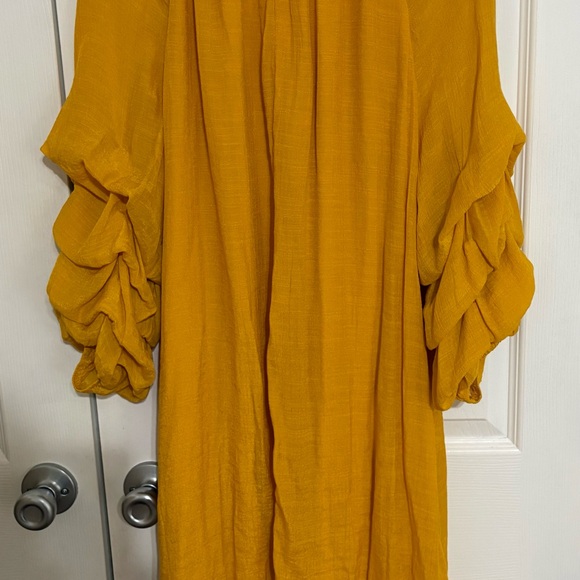 indigo Rose Dresses & Skirts - 2X Mustard Yellow Ruffled Sleeve Dress